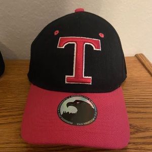 Pink Texas Rangers baseball hat